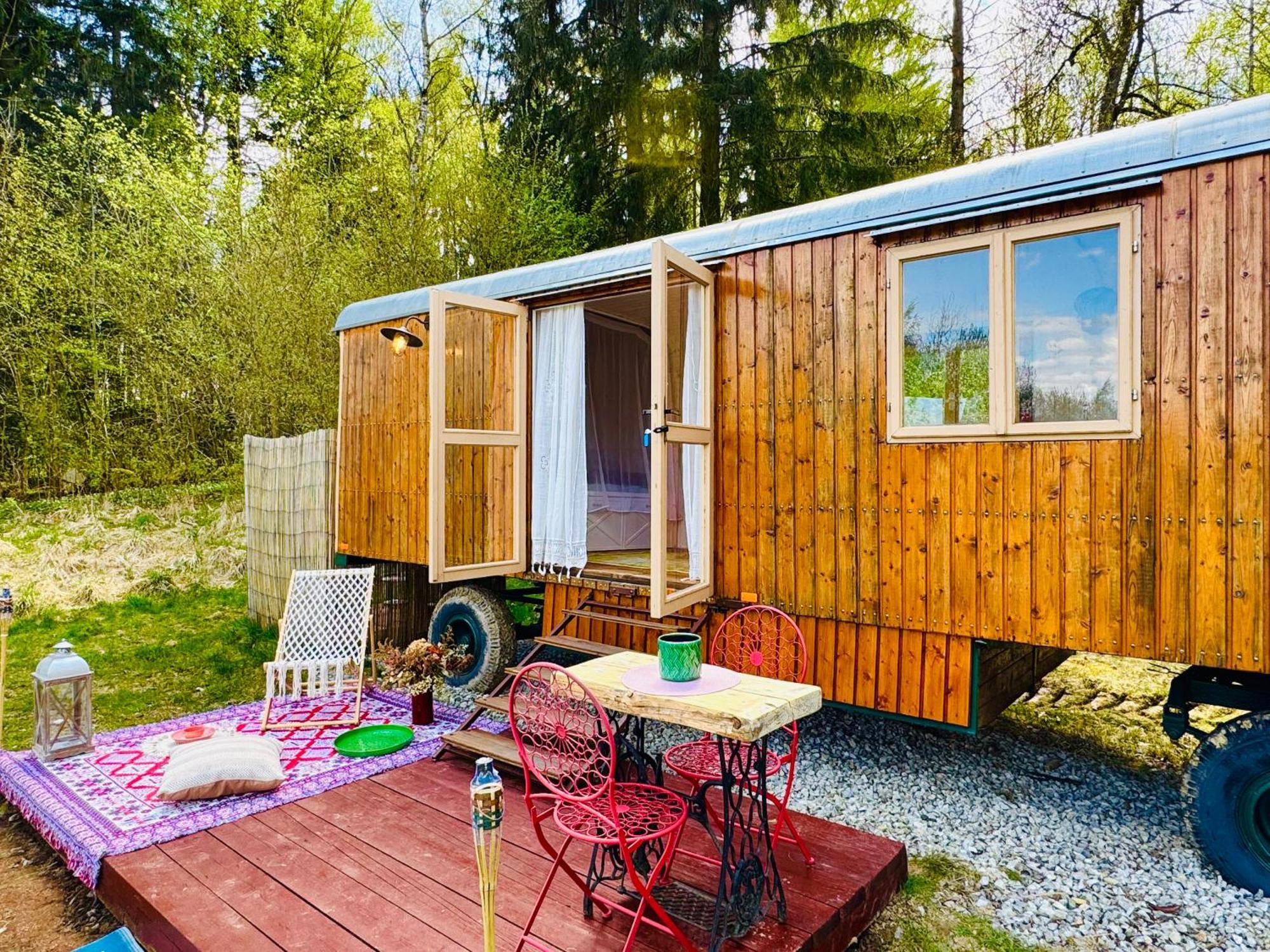 Maringotka Lipenka U Lipenské Přehrady Na šumavě Camping Hořice na Šumavě
